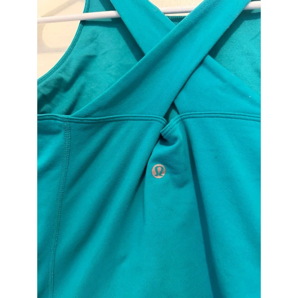Lululemon Womens greenRacerback Criss Cross Strap Yoga Tank Top Size 4